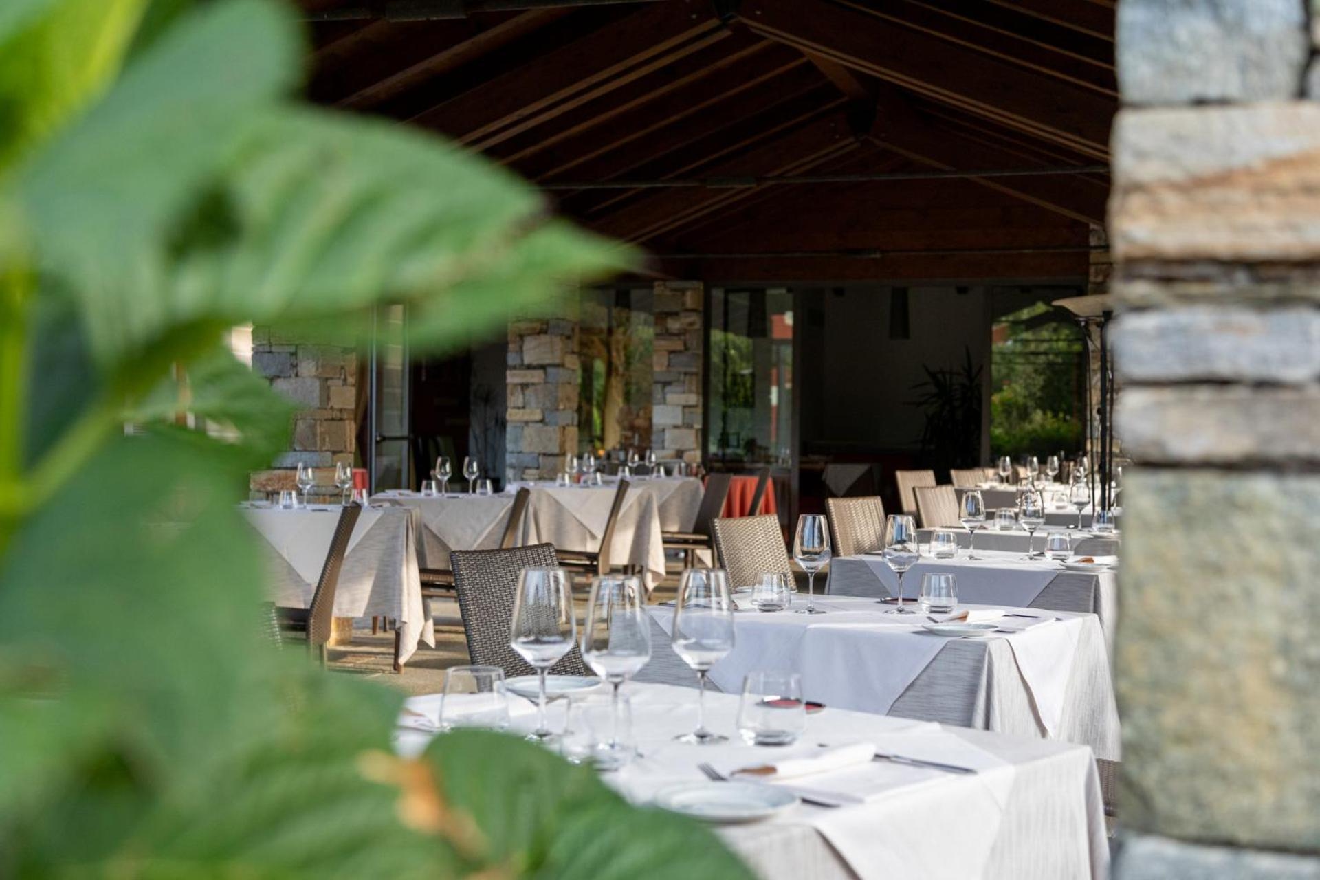 Hotel Cortese Armeno المظهر الخارجي الصورة