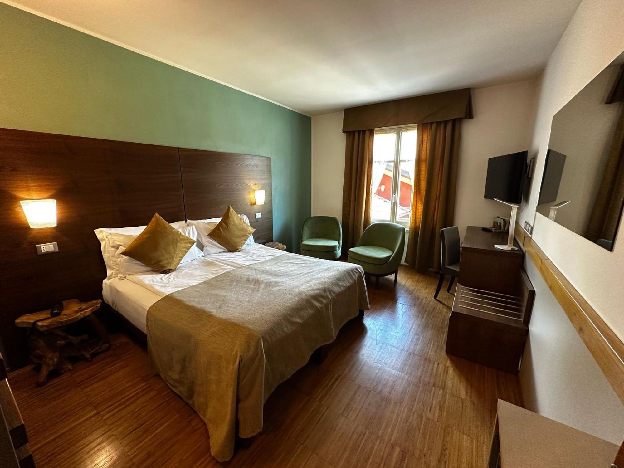 Hotel Cortese Armeno المظهر الخارجي الصورة