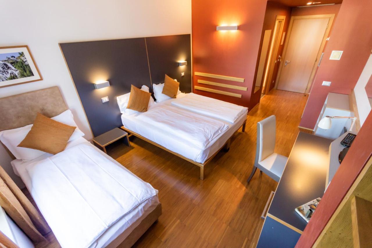 Hotel Cortese Armeno الغرفة الصورة